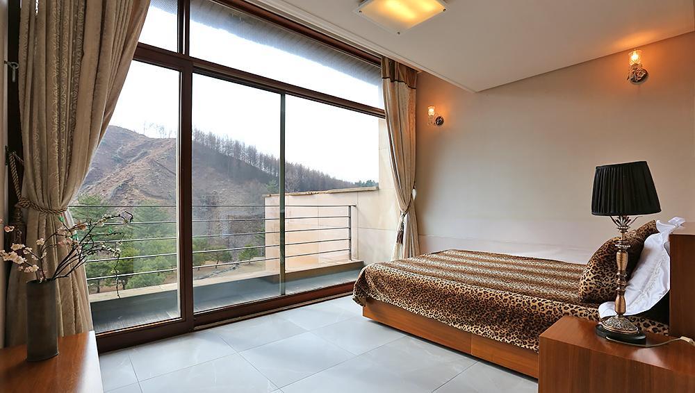 Hugel Heim Pension Пхёнчхан Экстерьер фото